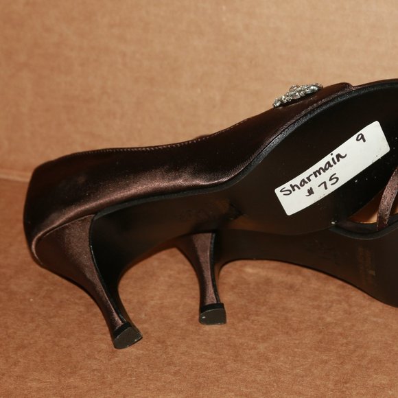 TOUCH UPS Sharmain brown shoes women's size 9M evening heels - display - Picture 4 of 12